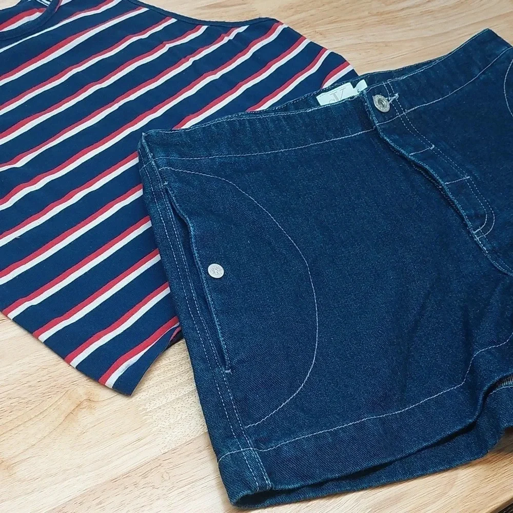Calvin Klein Jean Summer shorts casual Dark denim Nwot Size 5 Nwot